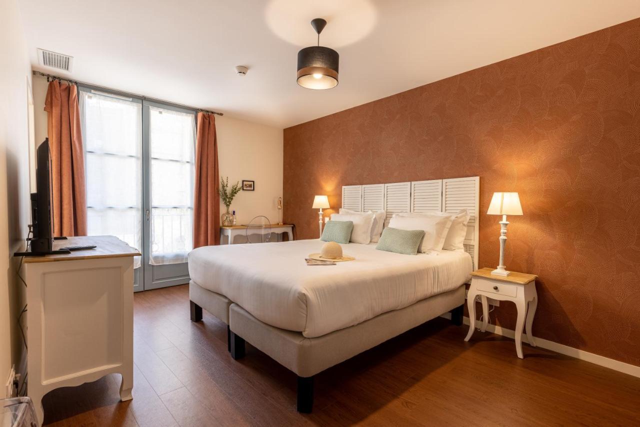 Hotel-Restaurant Des Augustins سان-سيبريان المظهر الخارجي الصورة